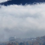 'Nebel über Schloss Orth'